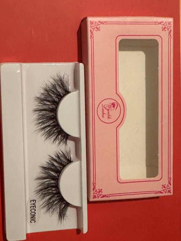 Alabaster lashes